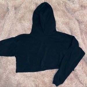 Urban Outfitters Cropped Hoodie - Size Medium- Black